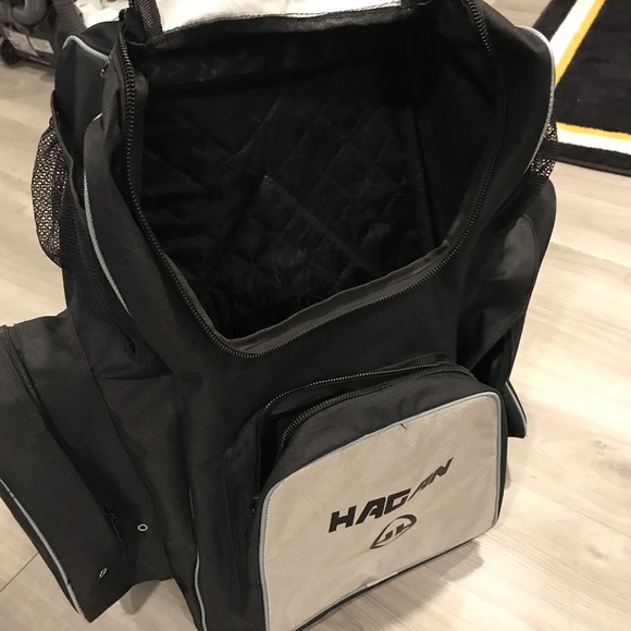 Hagan Hockey Bag - Picture 2 of 2